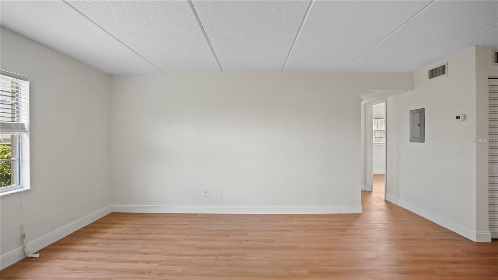 Image 10 of 21 For 1100 Caroline Street 107
