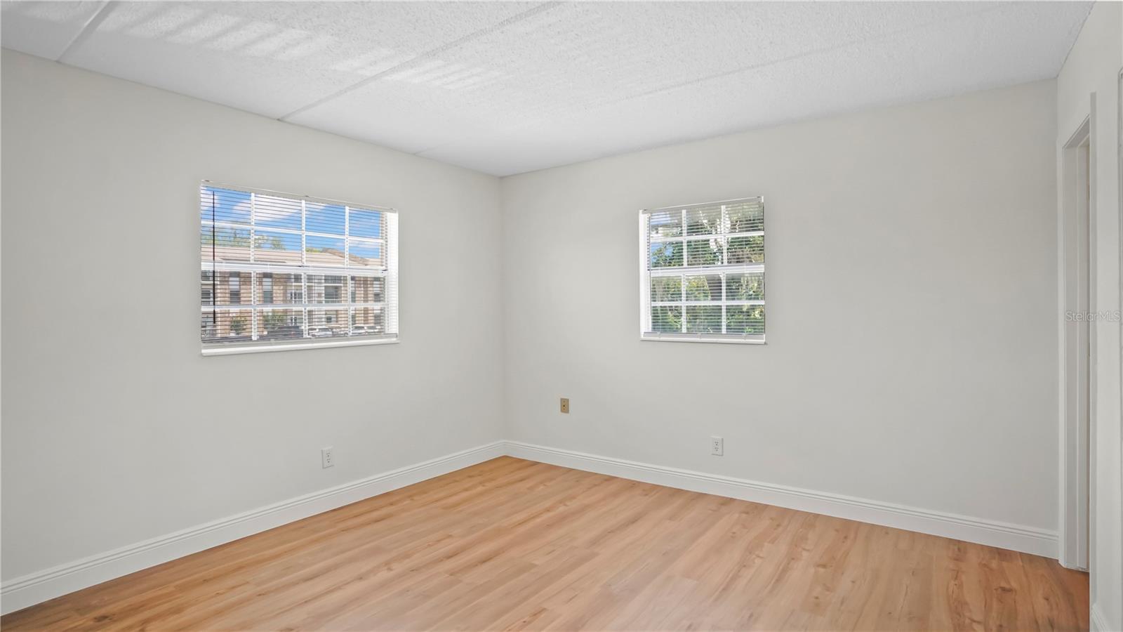 Image 12 of 21 For 1100 Caroline Street 107