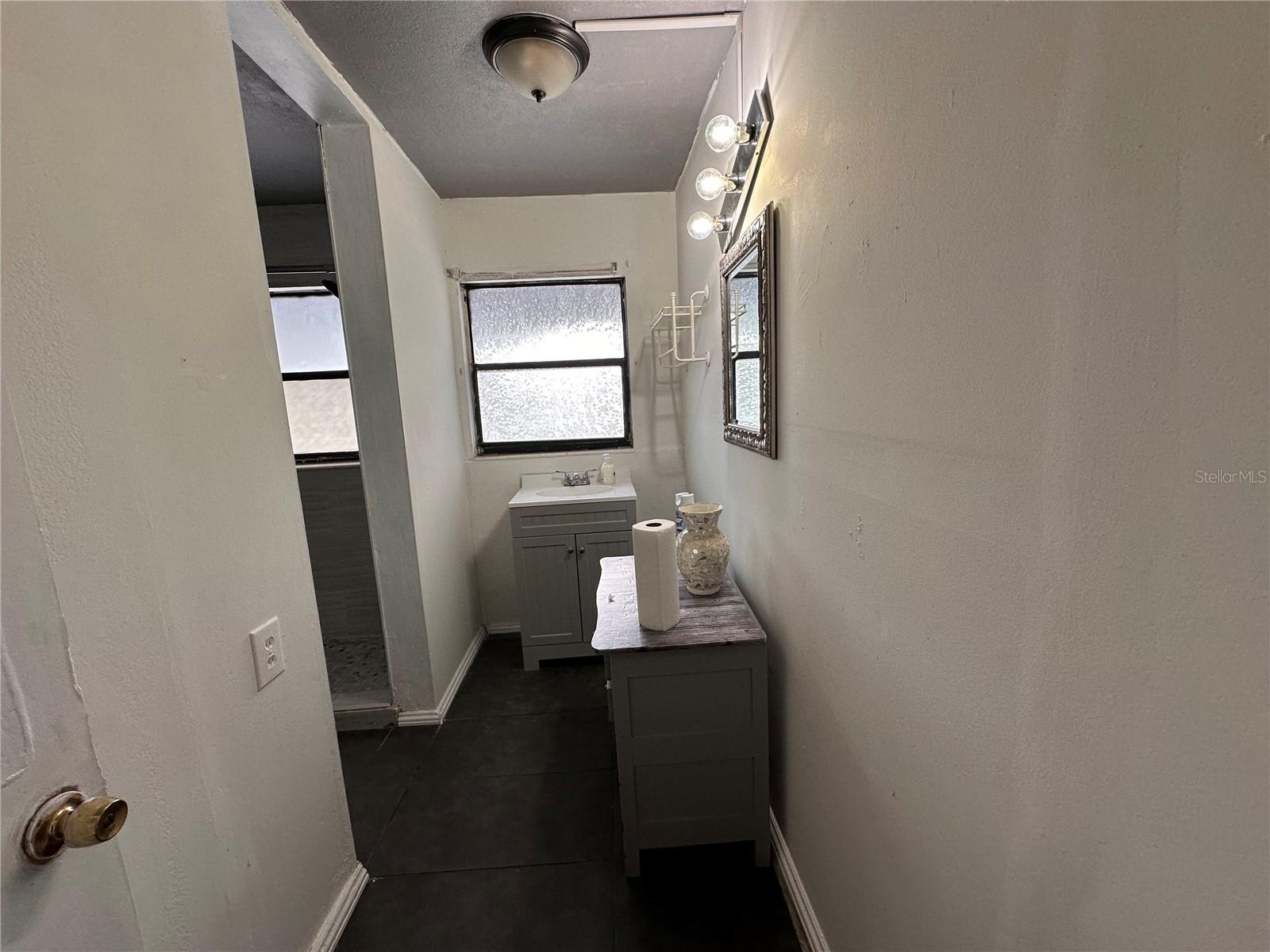 Image 12 of 26 For 2829 Sanford Avenue