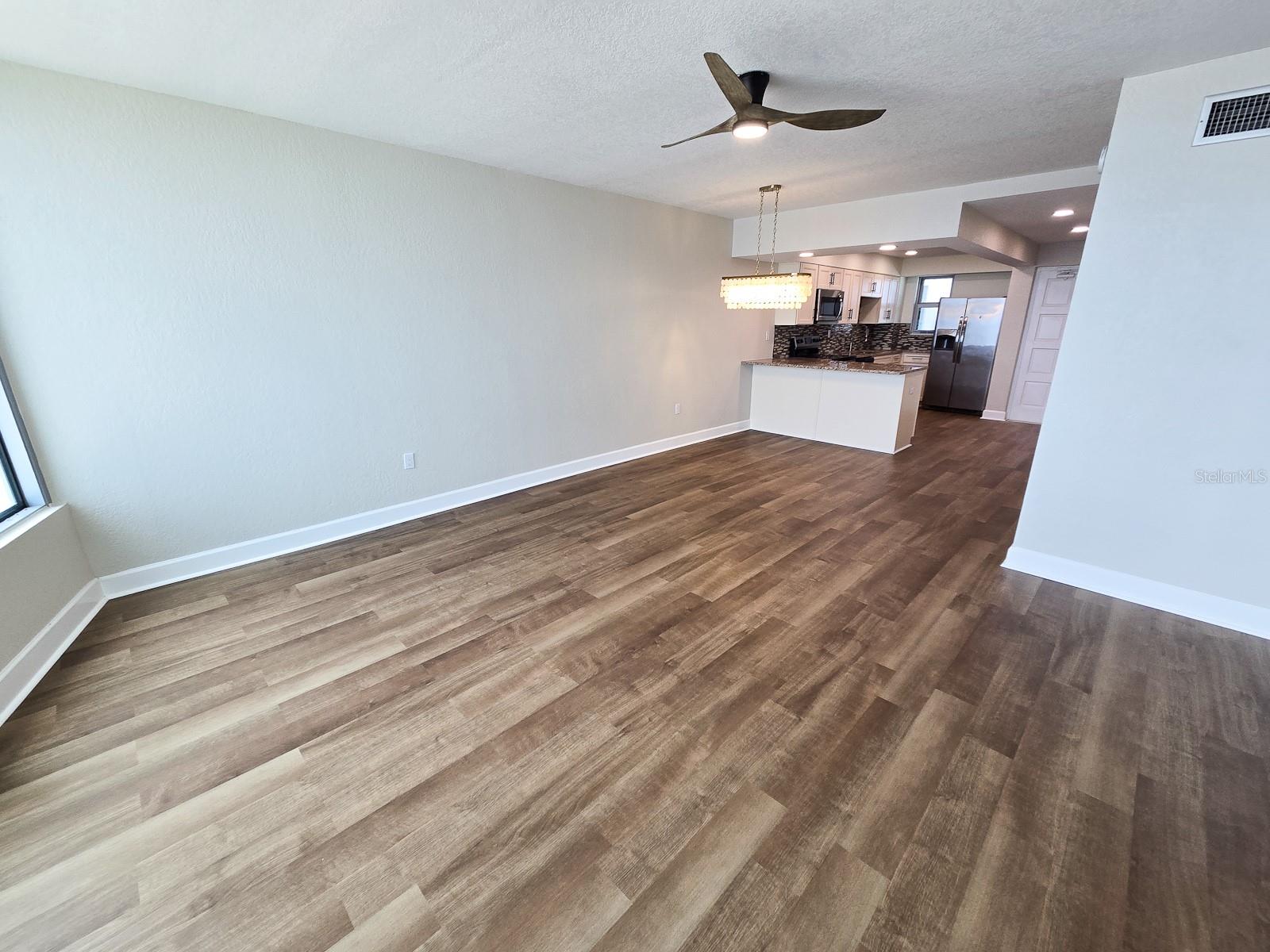 Image 13 of 35 For 1133 Ocean Shore Boulevard 606