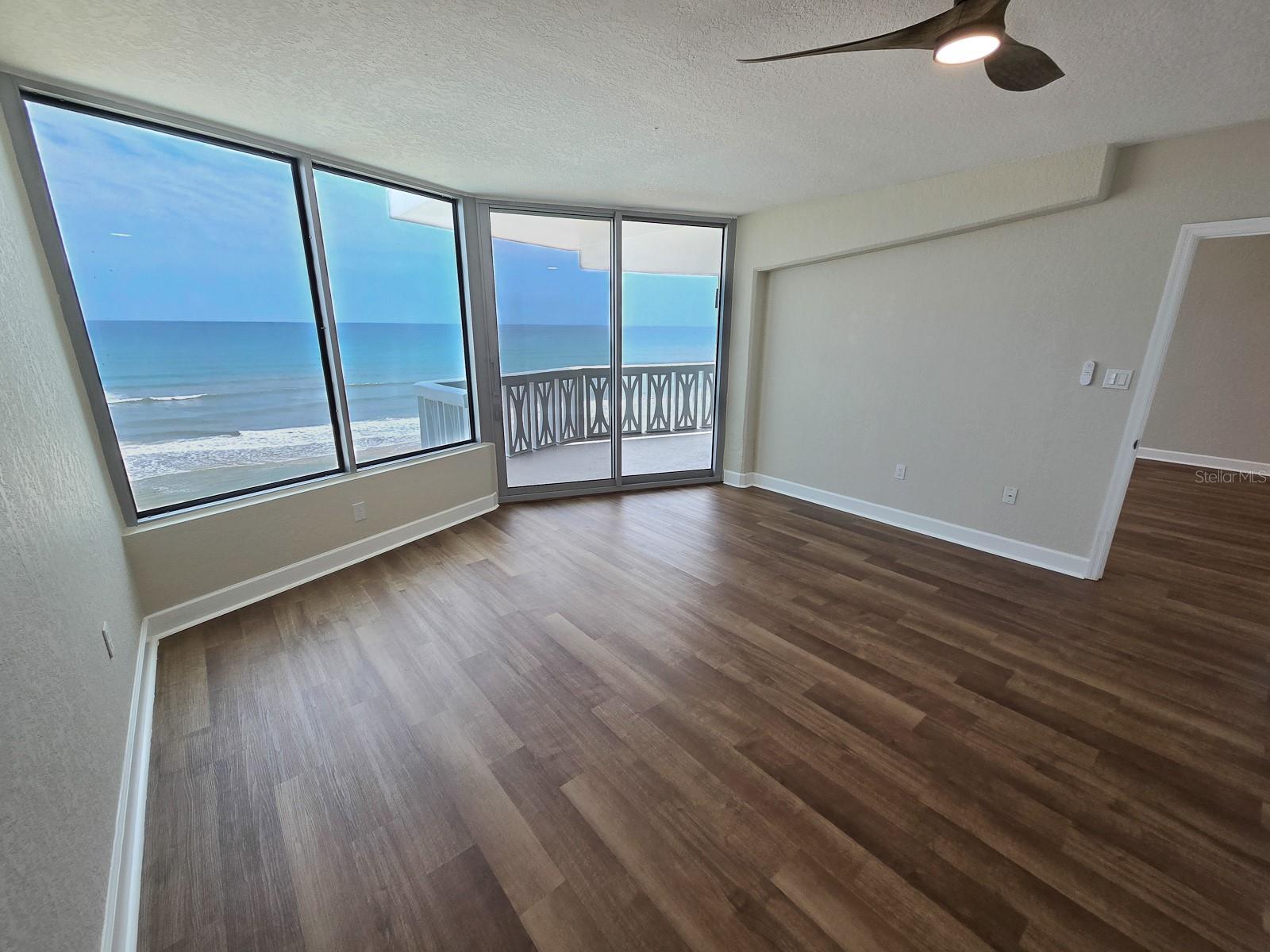 Image 16 of 35 For 1133 Ocean Shore Boulevard 606