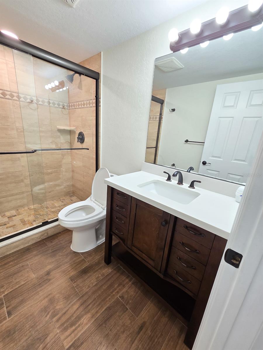 Image 20 of 35 For 1133 Ocean Shore Boulevard 606