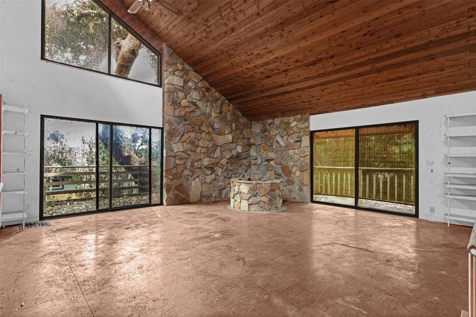 Image 19 of 37 For 19 Casanova Road