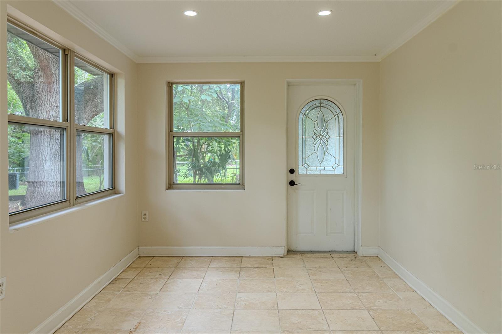 Image 16 of 44 For 409 Gulley Avenue