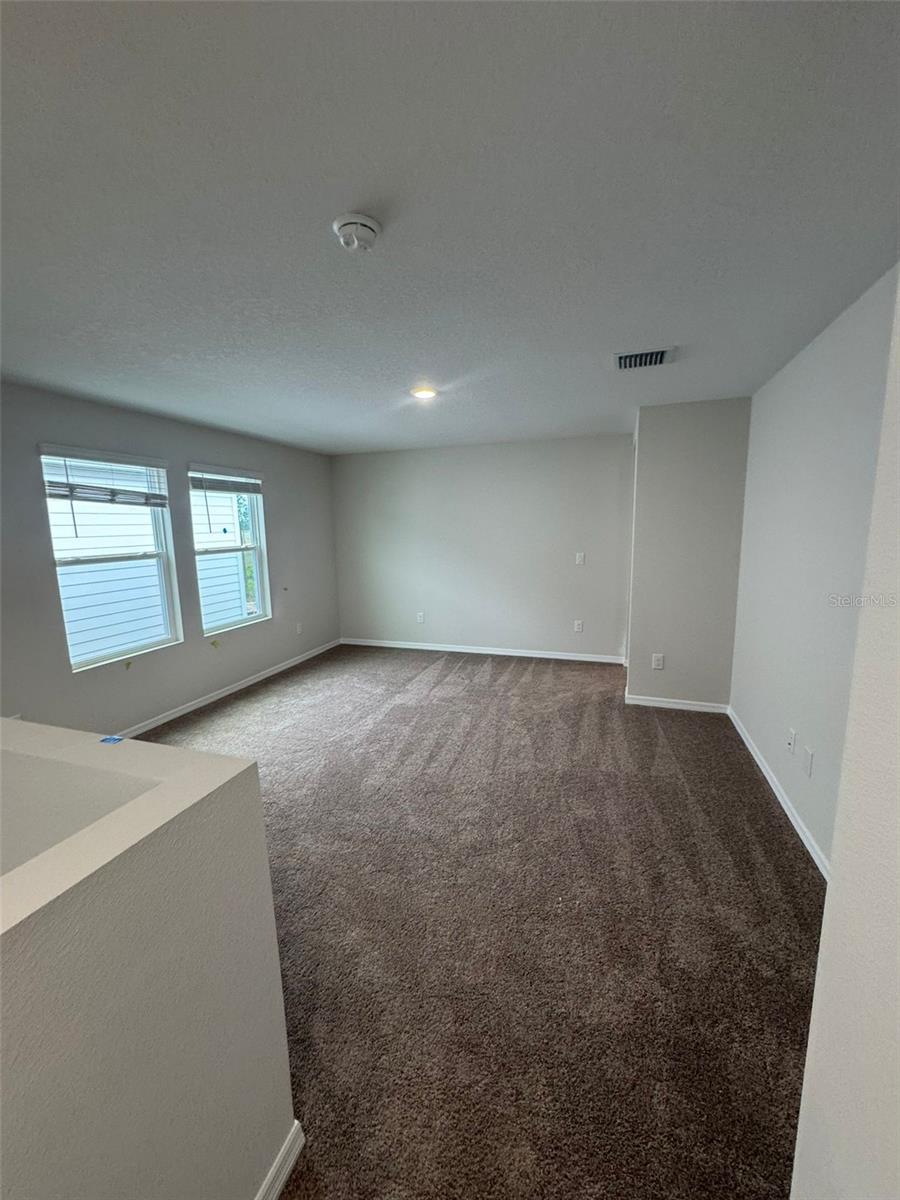 Image 17 of 36 For 37314 Sagemoor Drive