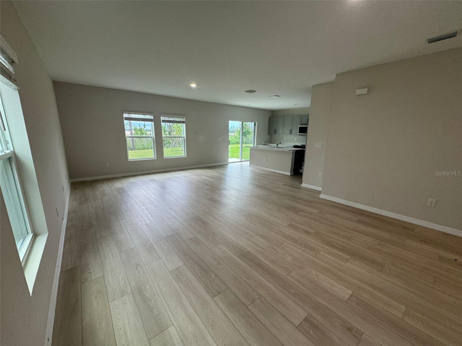 Image 6 of 36 For 37314 Sagemoor Drive