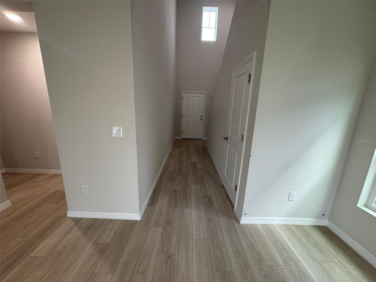 Image 9 of 36 For 37314 Sagemoor Drive
