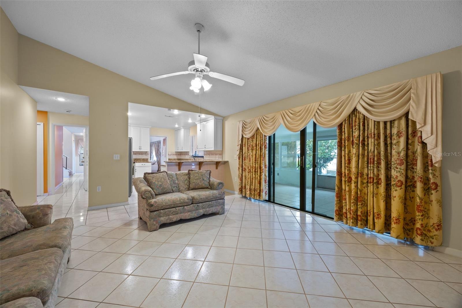 Image 14 of 28 For 4527 Sandhurst Drive