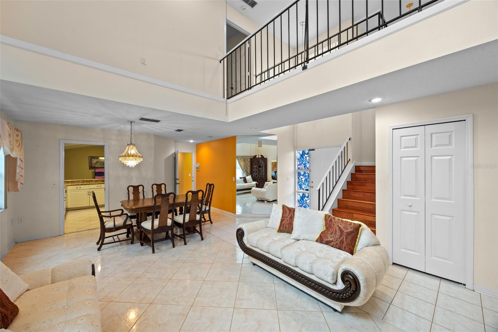 Image 5 of 28 For 4527 Sandhurst Drive