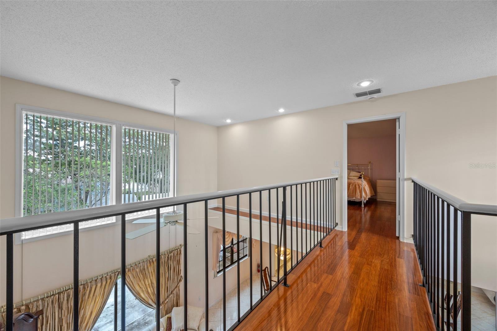 Image 9 of 28 For 4527 Sandhurst Drive