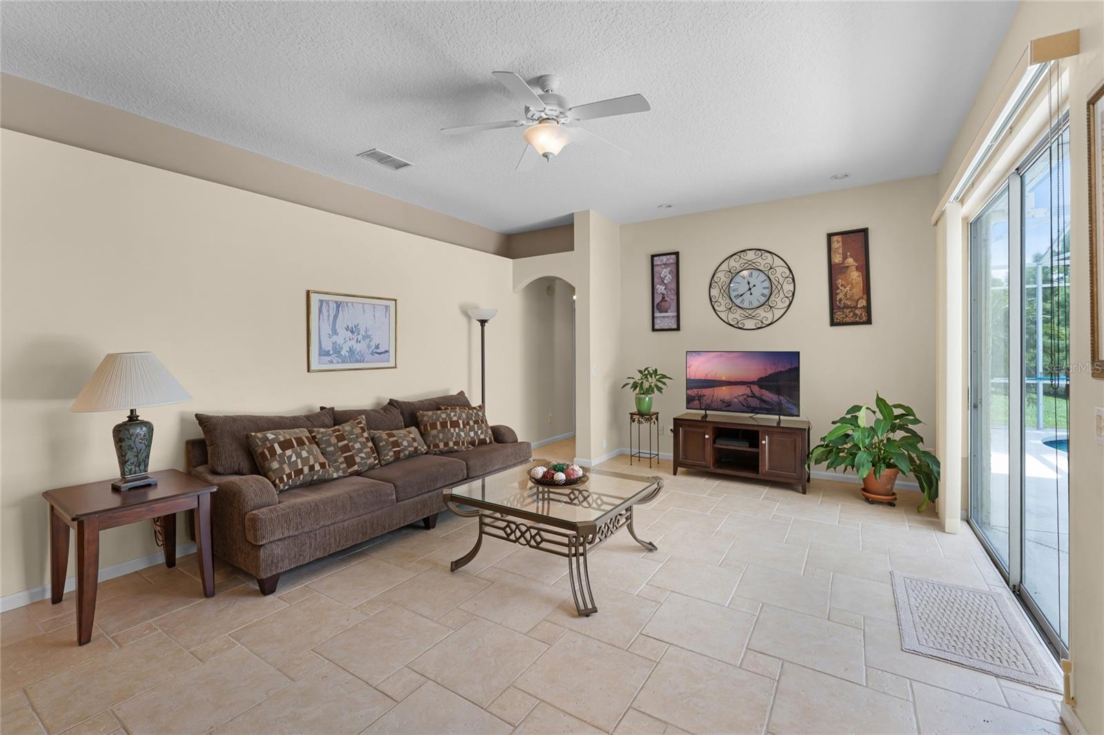 Image 10 of 31 For 821 Shallow Brook Avenue