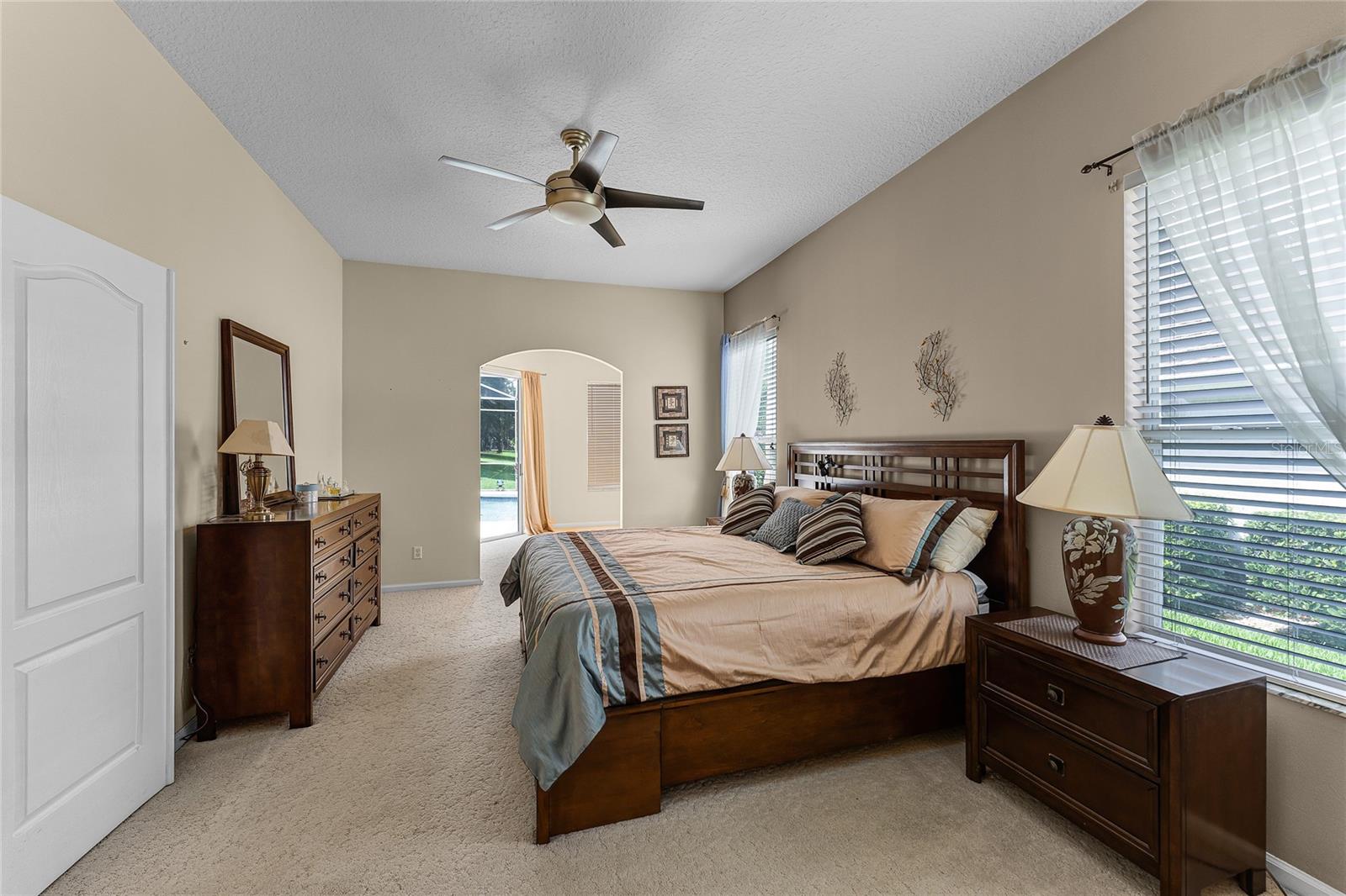 Image 16 of 31 For 821 Shallow Brook Avenue