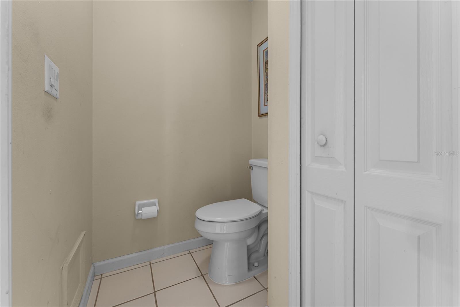Image 20 of 31 For 821 Shallow Brook Avenue