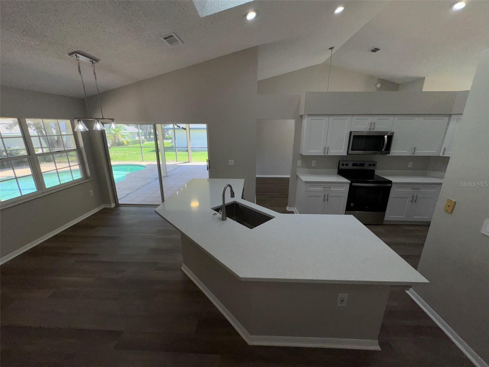 Image 12 of 30 For 7507 Sandstone Drive