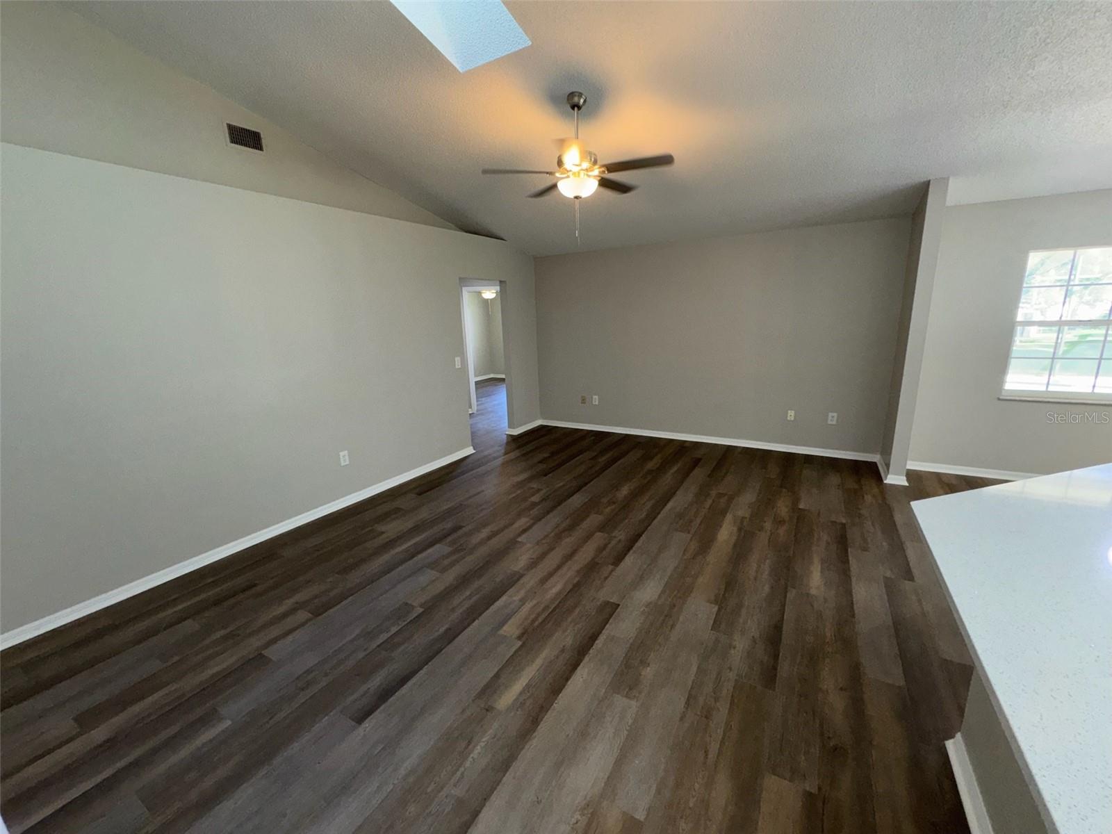 Image 15 of 30 For 7507 Sandstone Drive