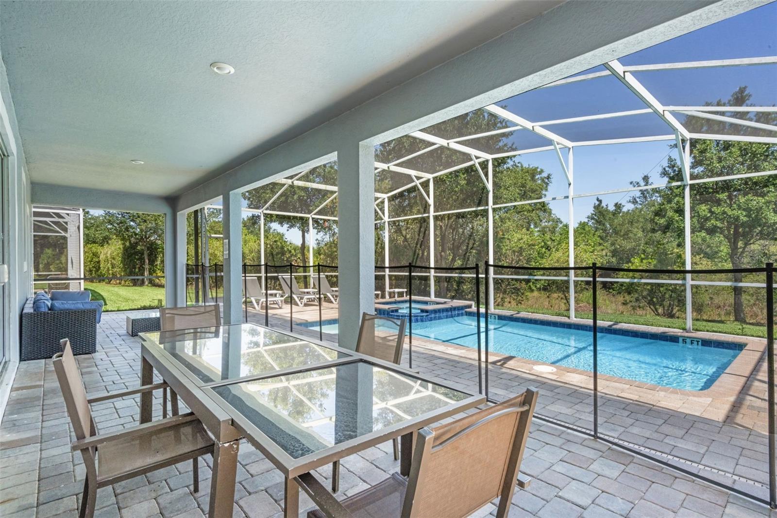 Image 46 of 63 For 8807 Interlocking Court