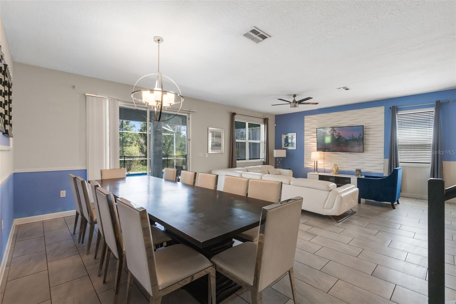 Image 9 of 63 For 8807 Interlocking Court