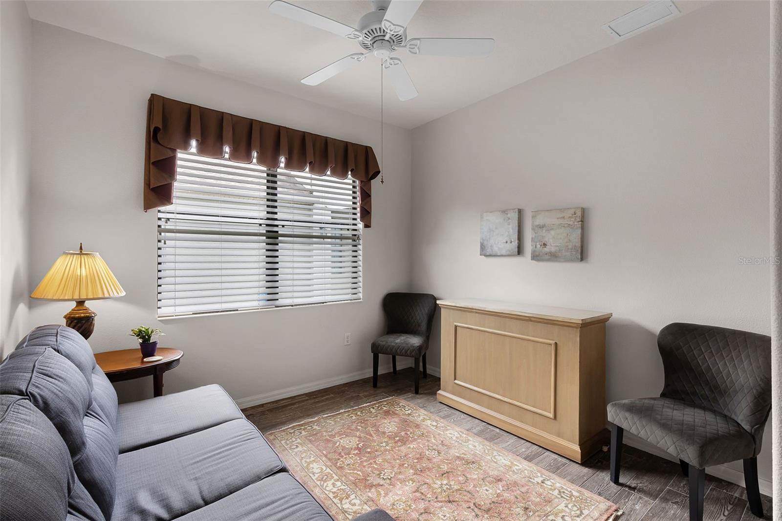 Image 11 of 42 For 532 Casanova Court