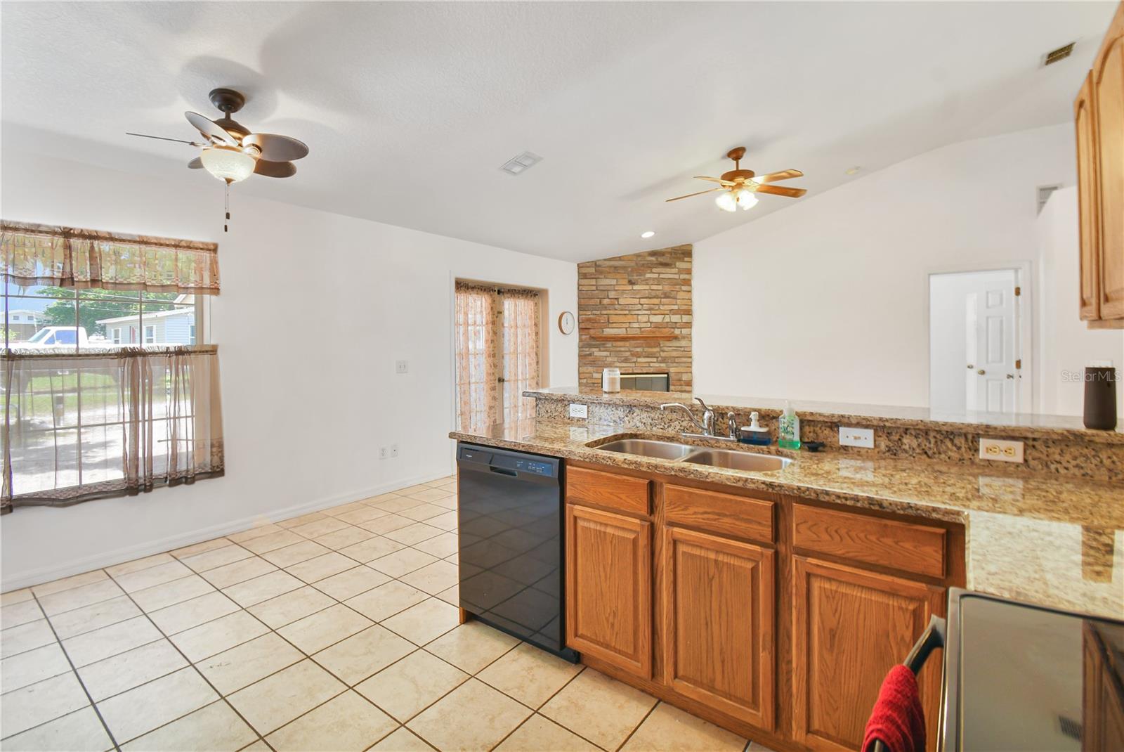 Image 11 of 29 For 1621 Sunny Street