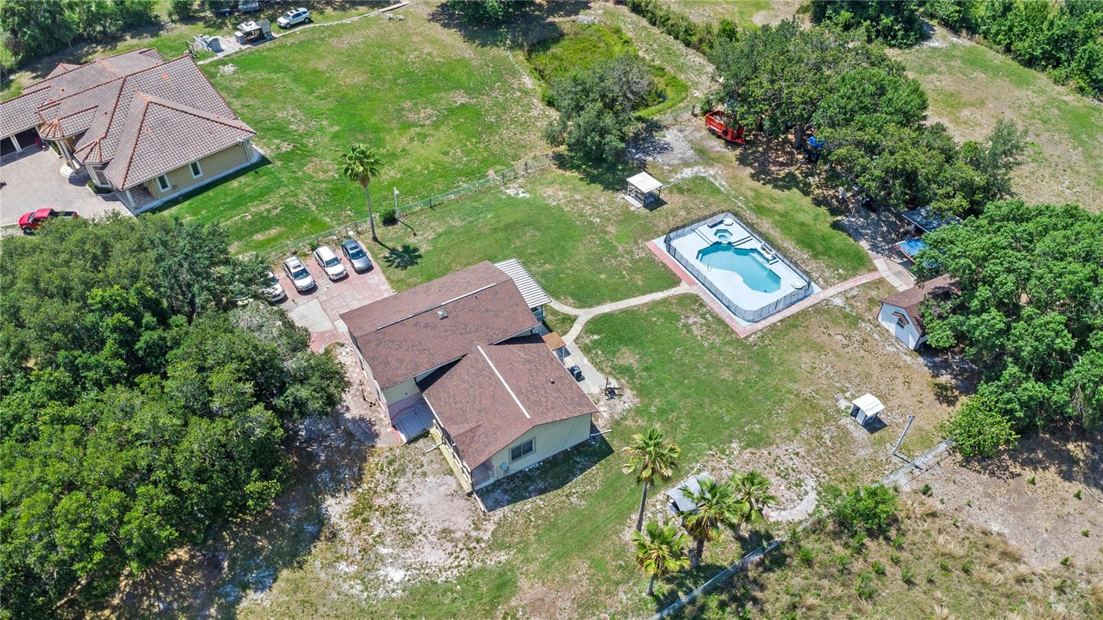 Image 60 of 75 For 2500 Derby Drive