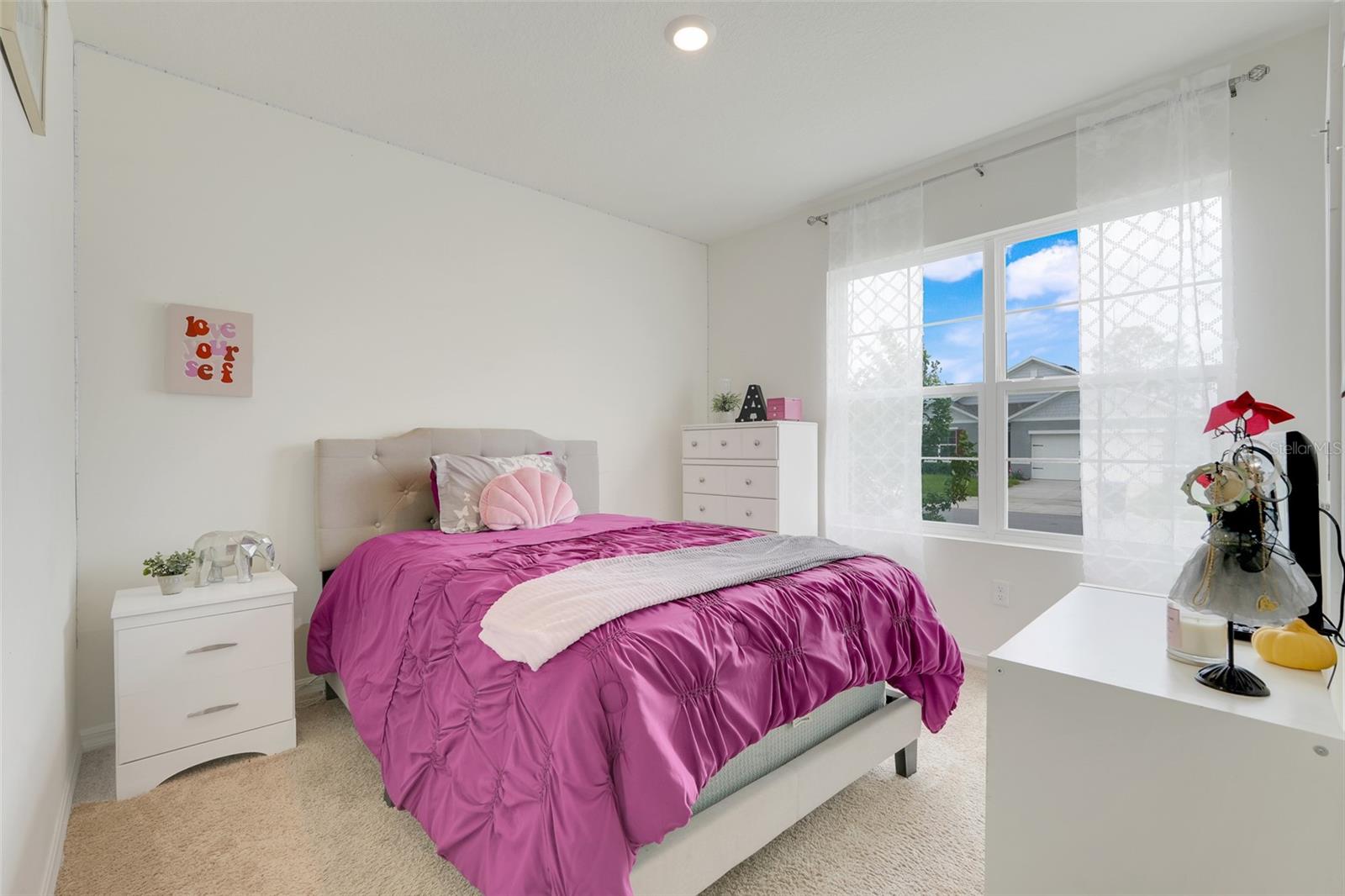 Image 16 of 32 For 11284 Amber Ridge Drive