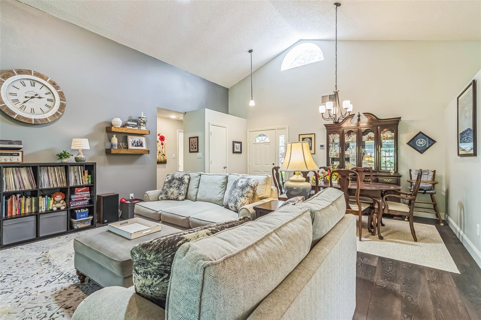 Image 5 of 30 For 544 Remington Oak Drive