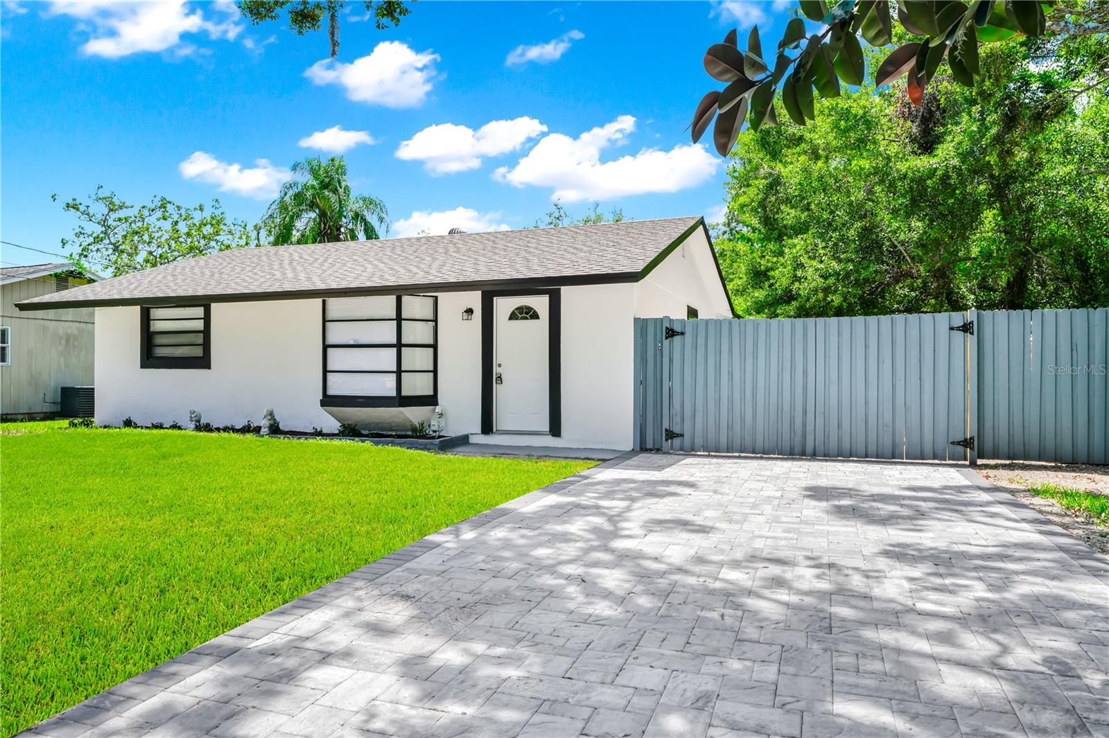 Details for 228 Ring Road, ORLANDO, FL 32811