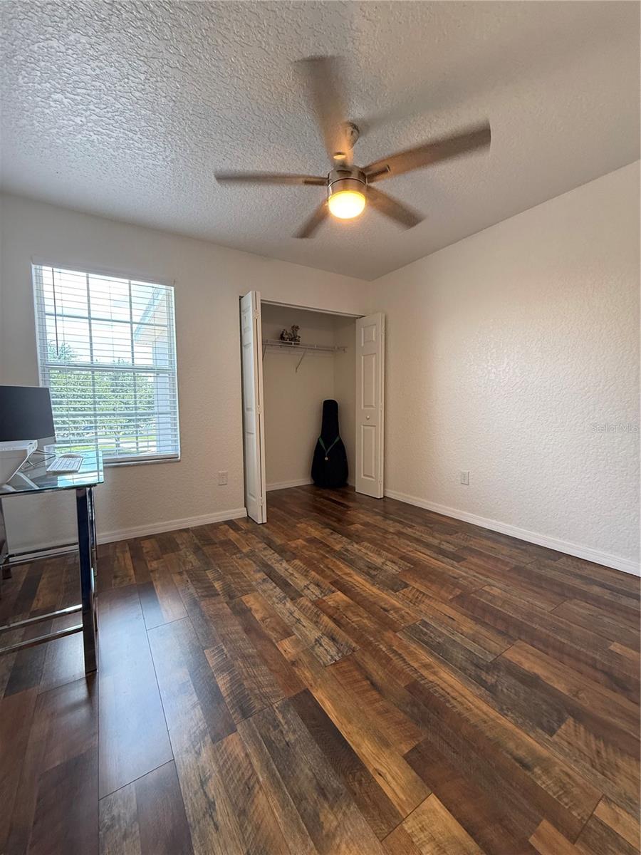 Image 13 of 46 For 5107 122nd Boulevard