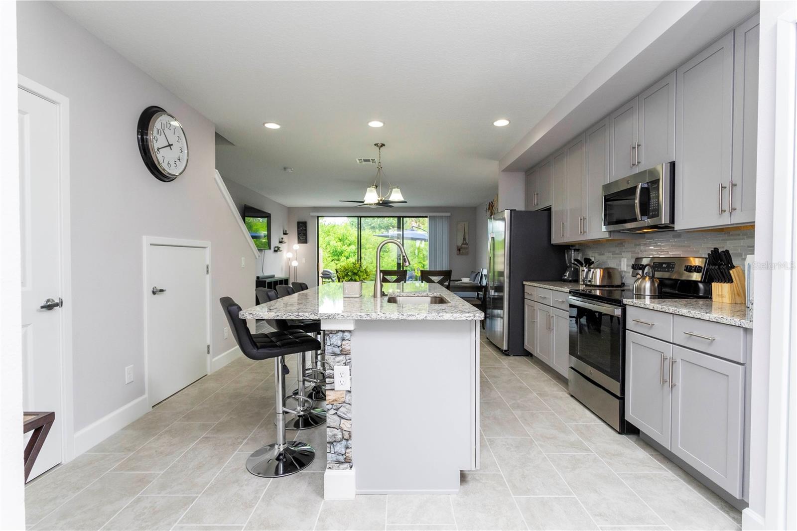 Image 18 of 62 For 4704 Terra Esmeralda Drive