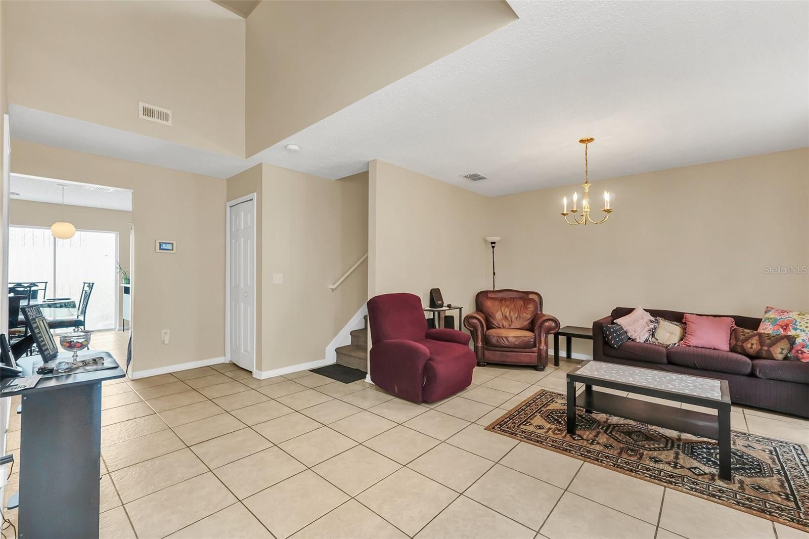Image 4 of 31 For 510 Lobelia Drive