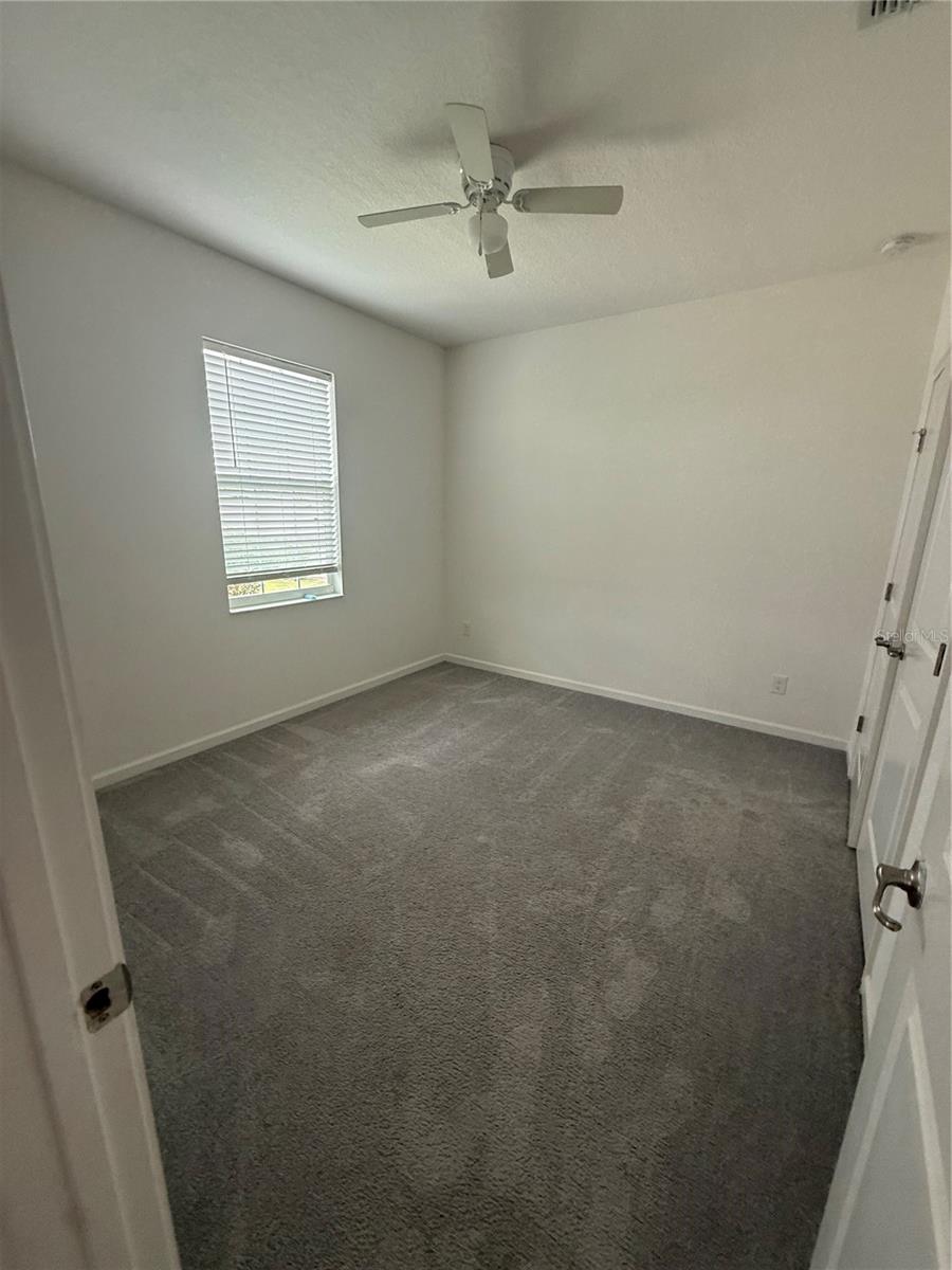 Image 13 of 24 For 1328 Yorkdale Road