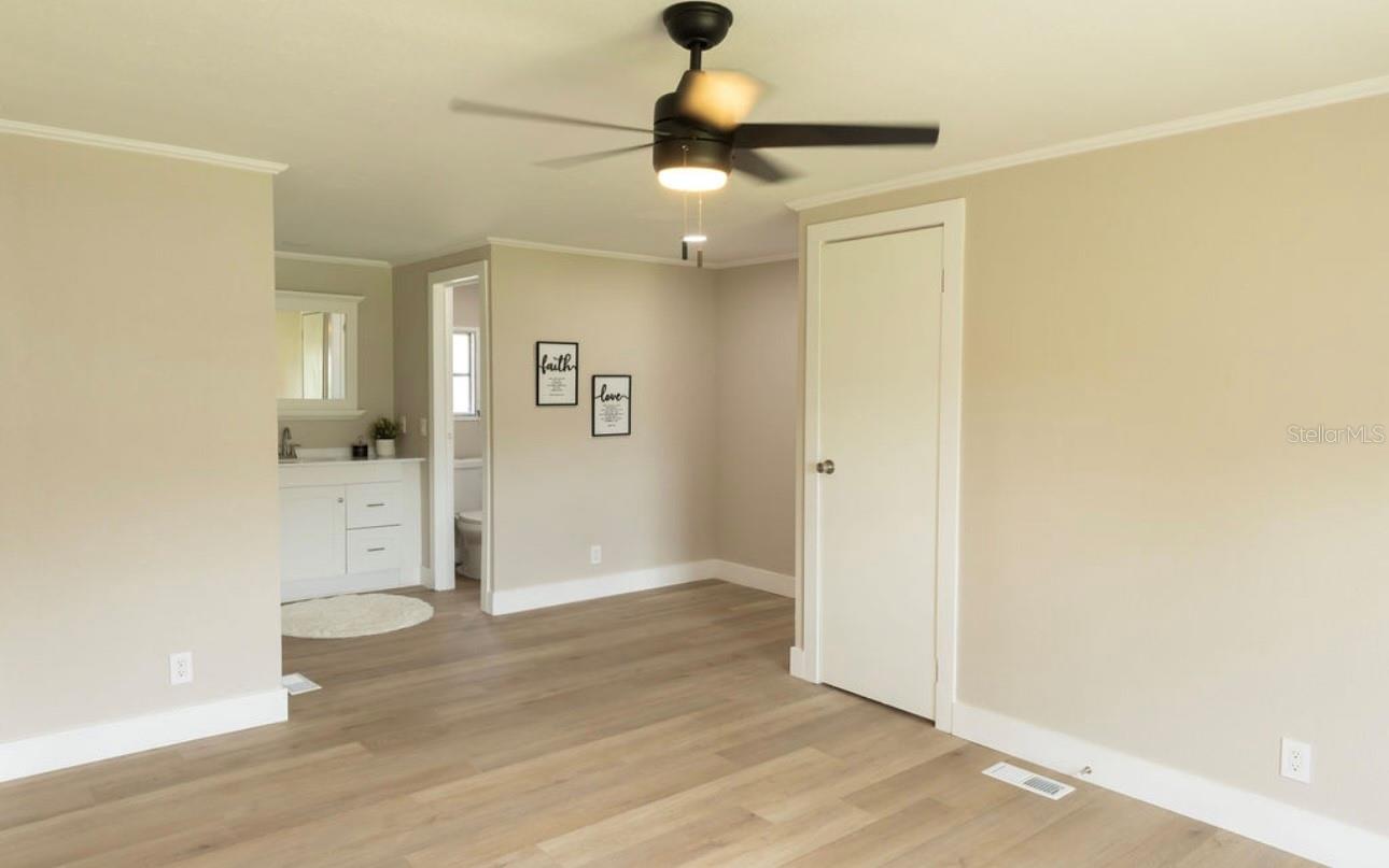 Image 11 of 18 For 1220 Dustin Drive