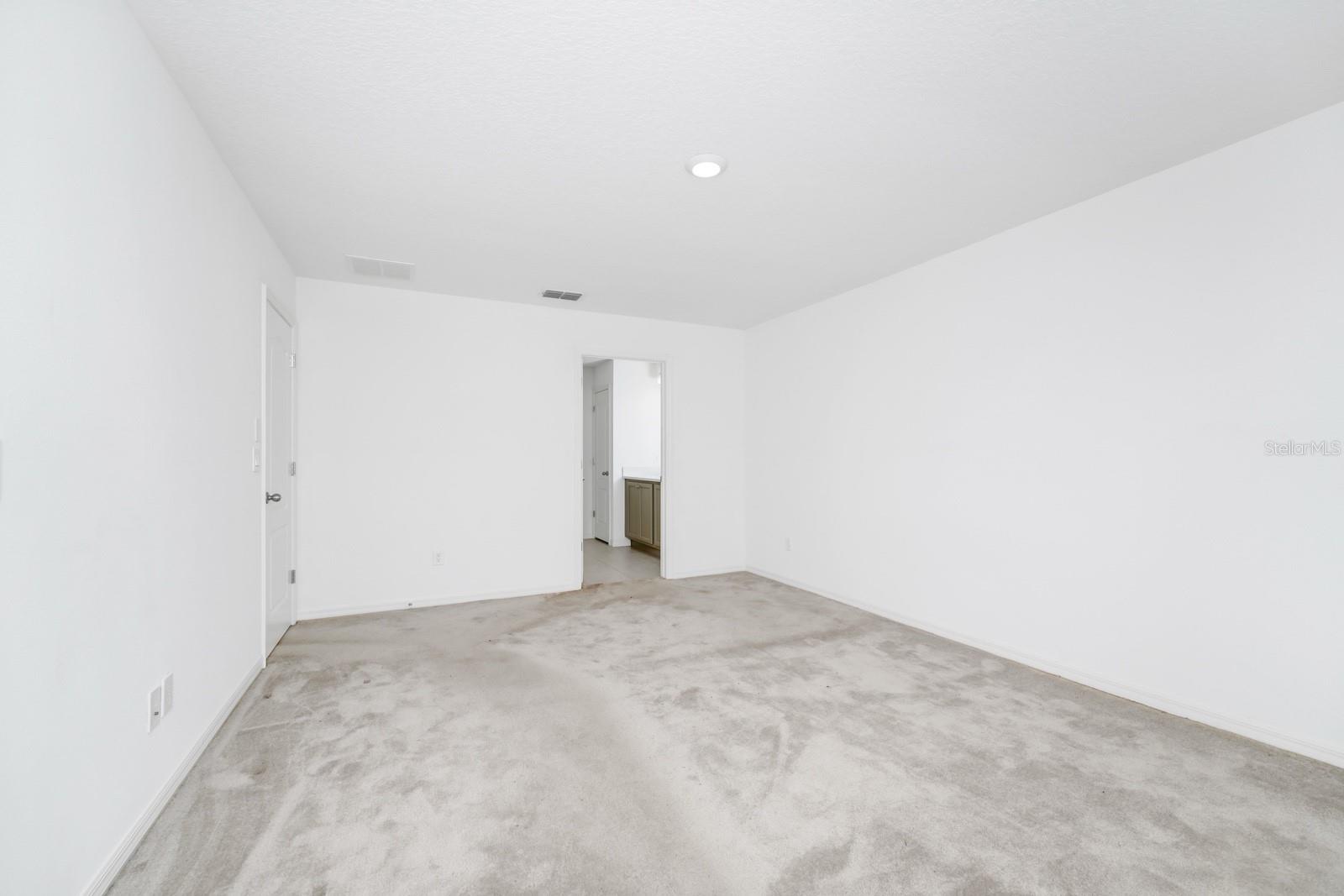 Image 18 of 46 For 809 Benoi Drive