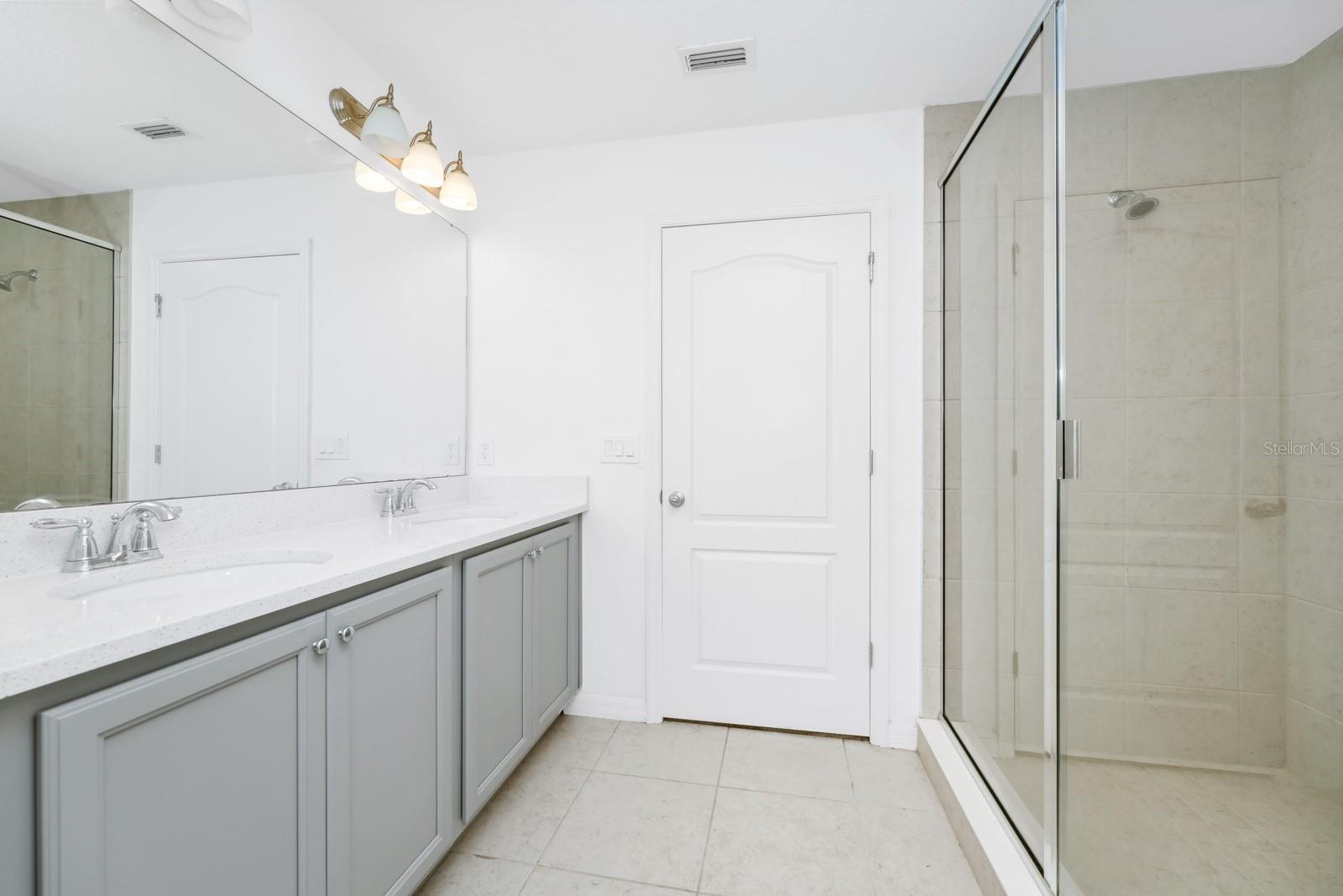 Image 20 of 46 For 809 Benoi Drive