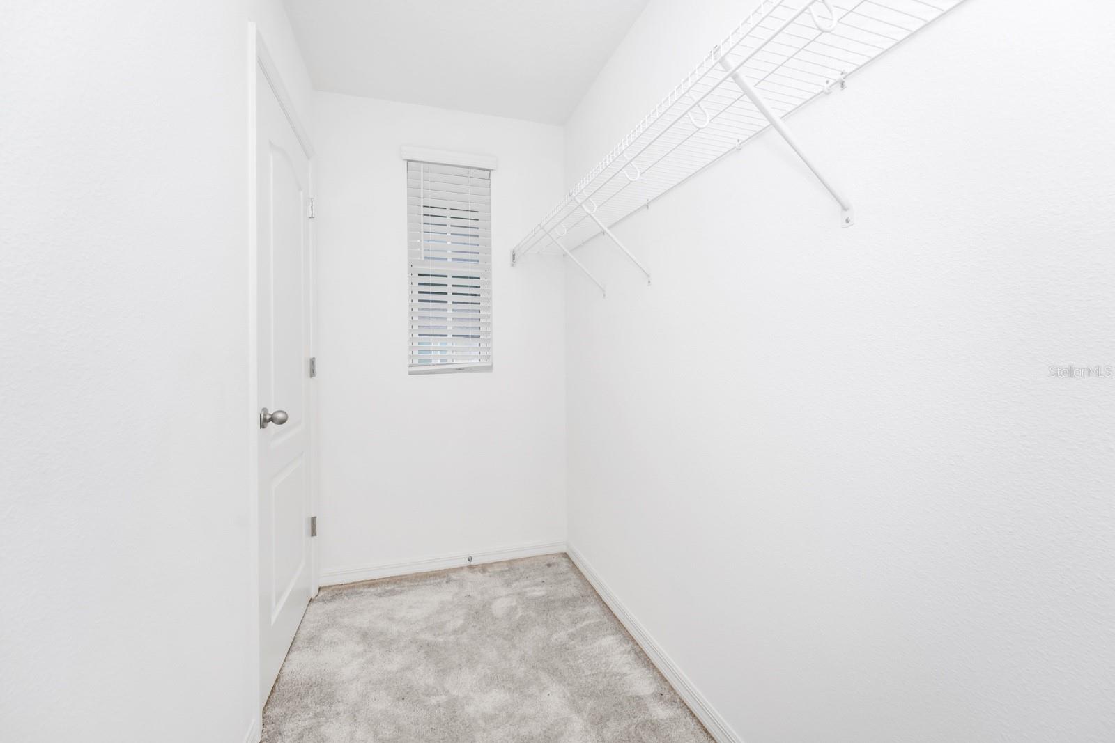 Image 21 of 46 For 809 Benoi Drive
