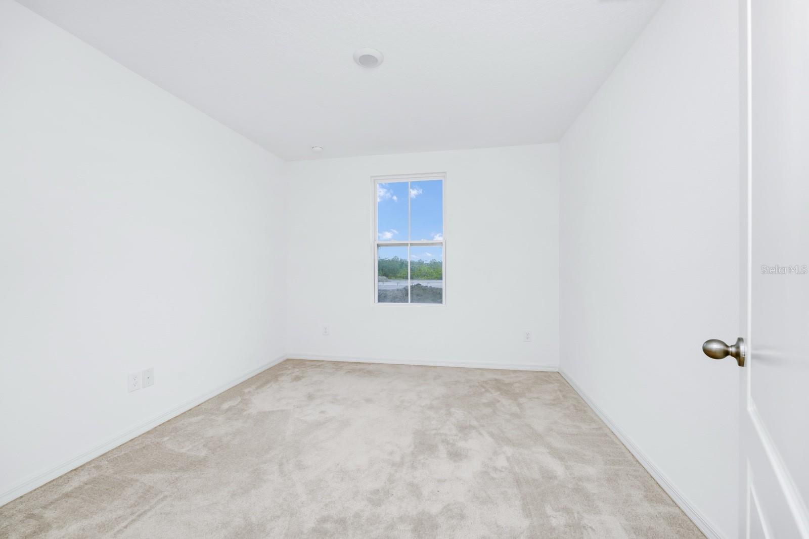Image 24 of 46 For 809 Benoi Drive