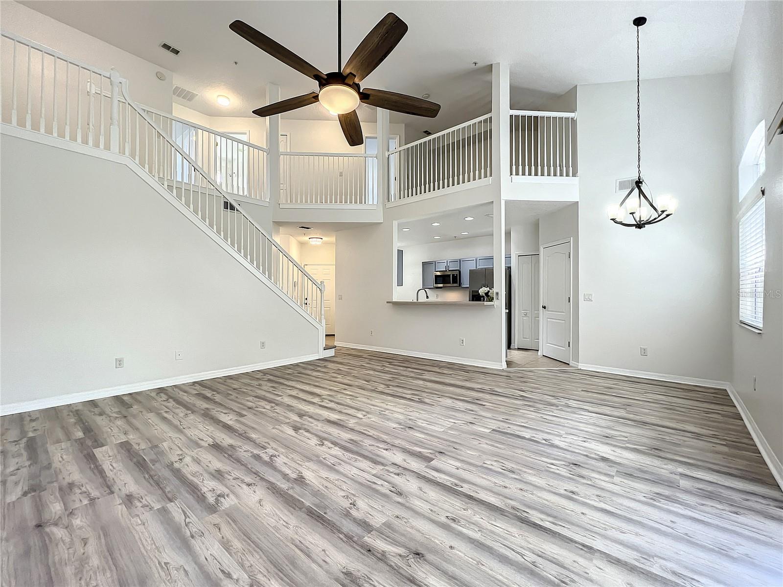 Image 17 of 59 For 696 Seabrook Court 202