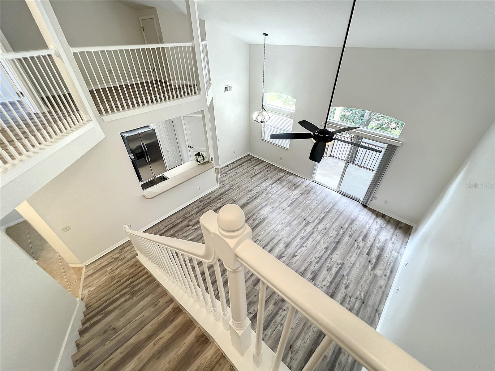 Image 24 of 59 For 696 Seabrook Court 202