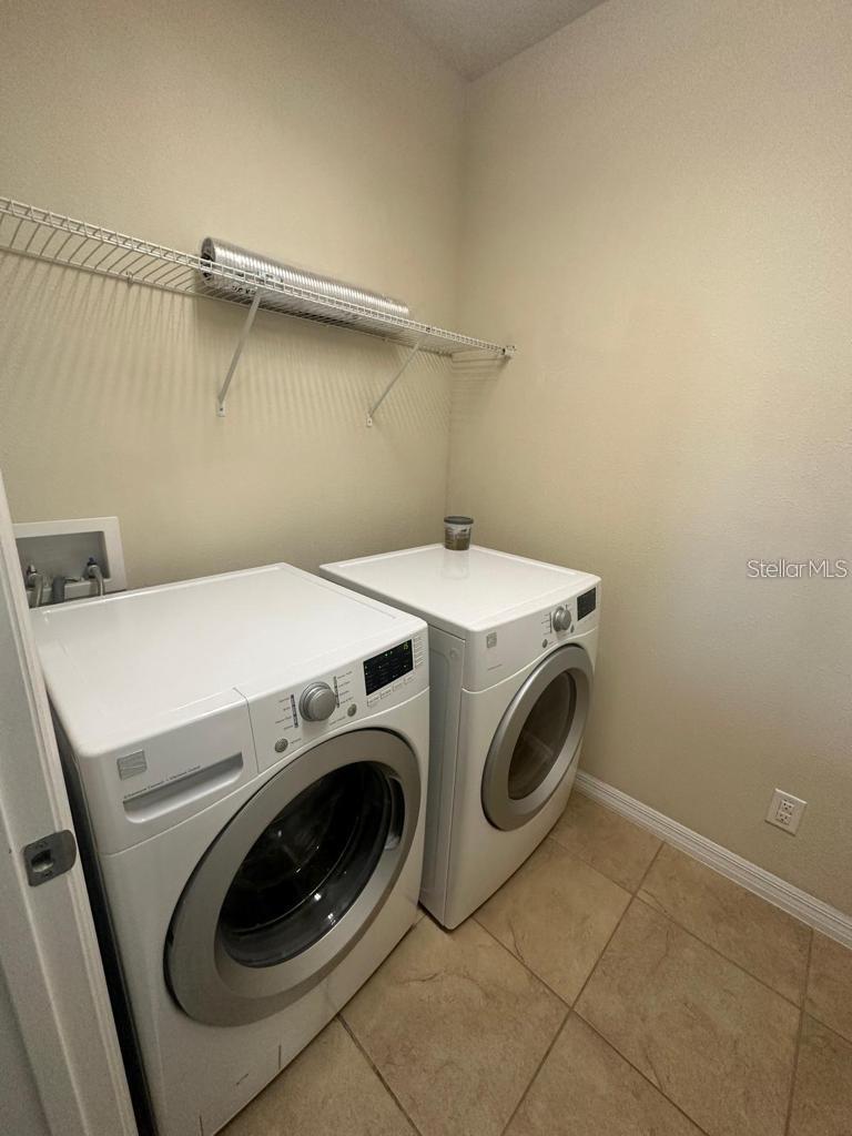 Image 13 of 21 For 4939 Southlawn Avenue
