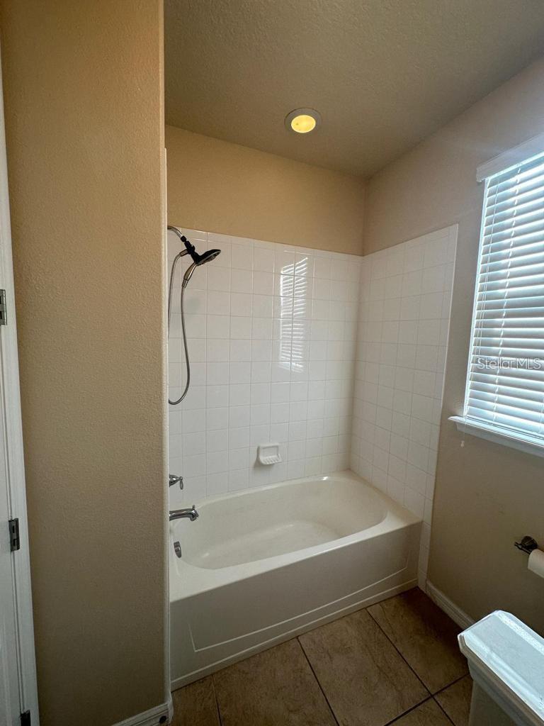 Image 17 of 21 For 4939 Southlawn Avenue