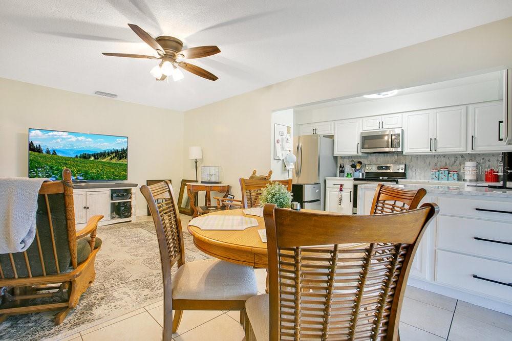 Image 11 of 33 For 2095 Curry Lane