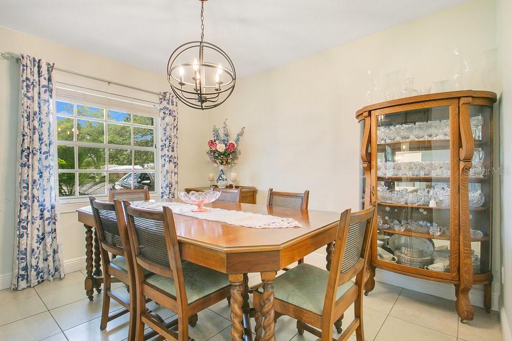 Image 7 of 33 For 2095 Curry Lane