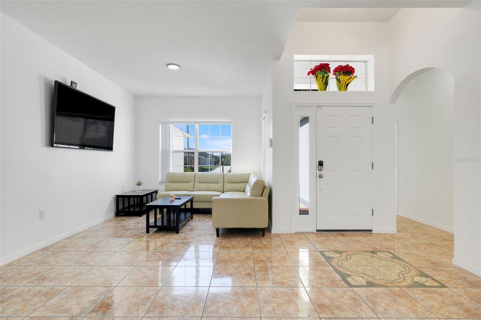 Image 8 of 42 For 560 Viceroy Court