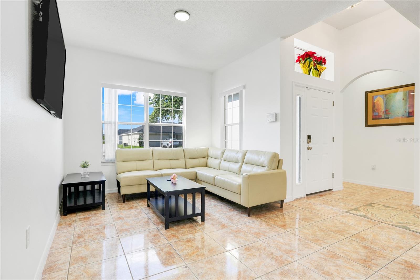 Image 9 of 42 For 560 Viceroy Court