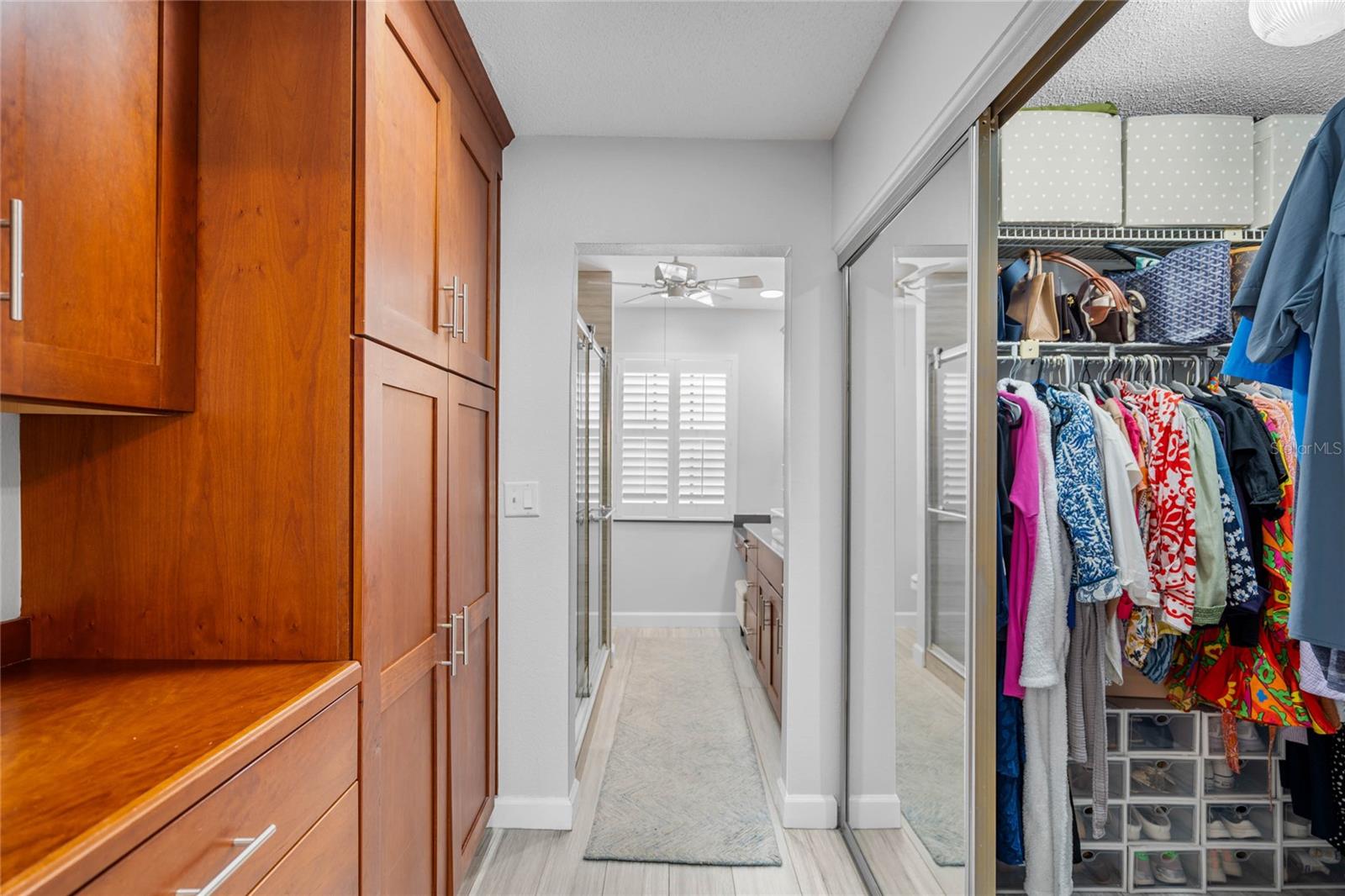 Image 19 of 47 For 1092 Sanabel Court Ne