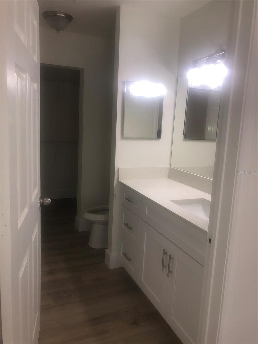 Image 11 of 15 For 8957 Lee Vista Boulevard 2507
