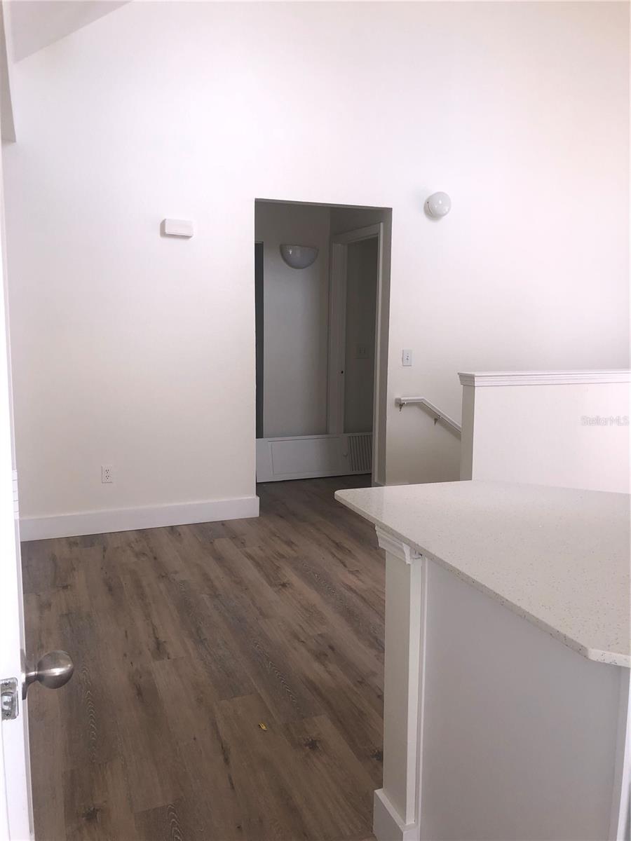 Image 6 of 15 For 8957 Lee Vista Boulevard 2507