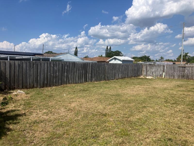 Image 11 of 11 For 3347 Roxbury Drive