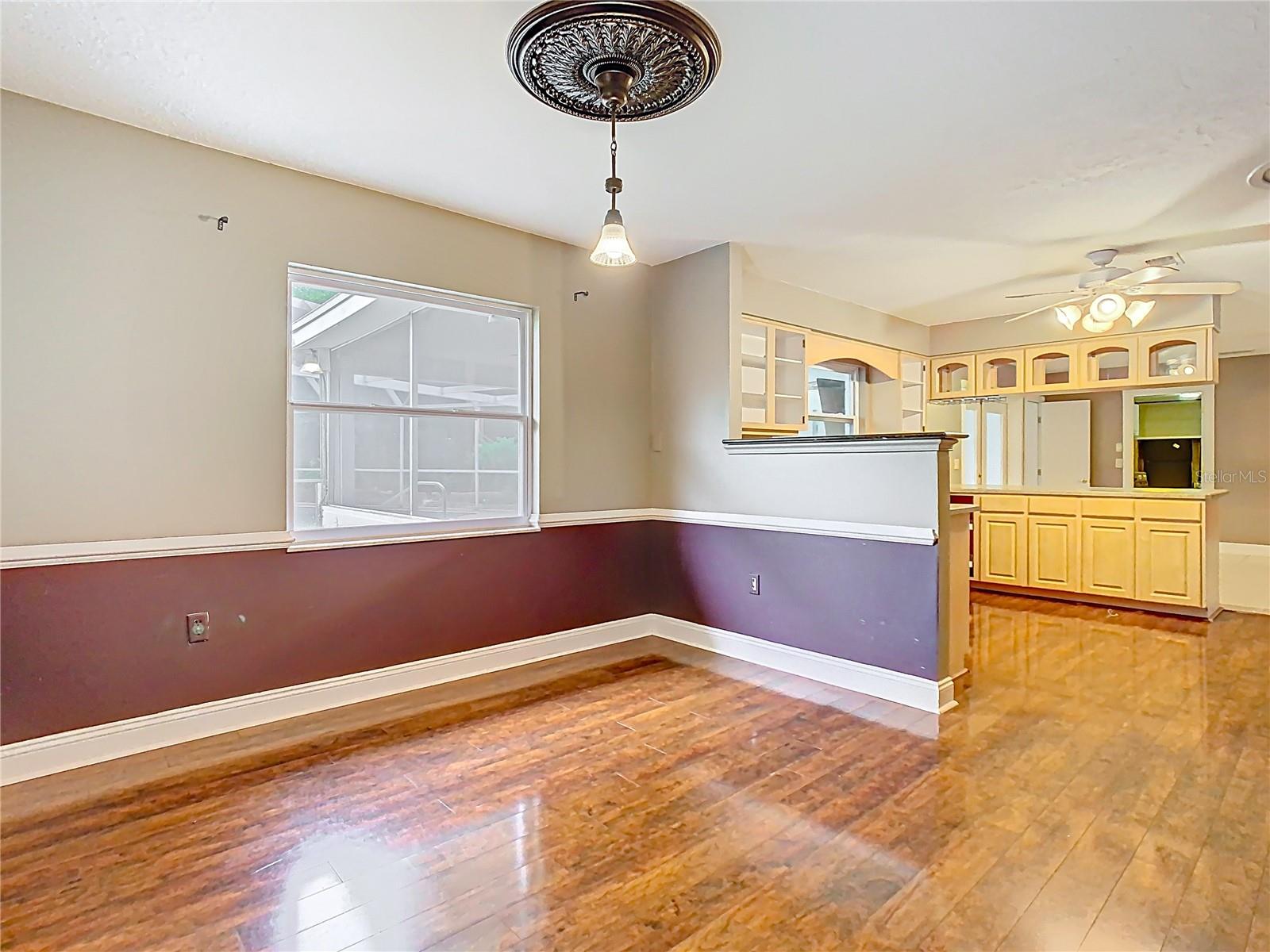 Image 14 of 77 For 148 Tarrytown Trl