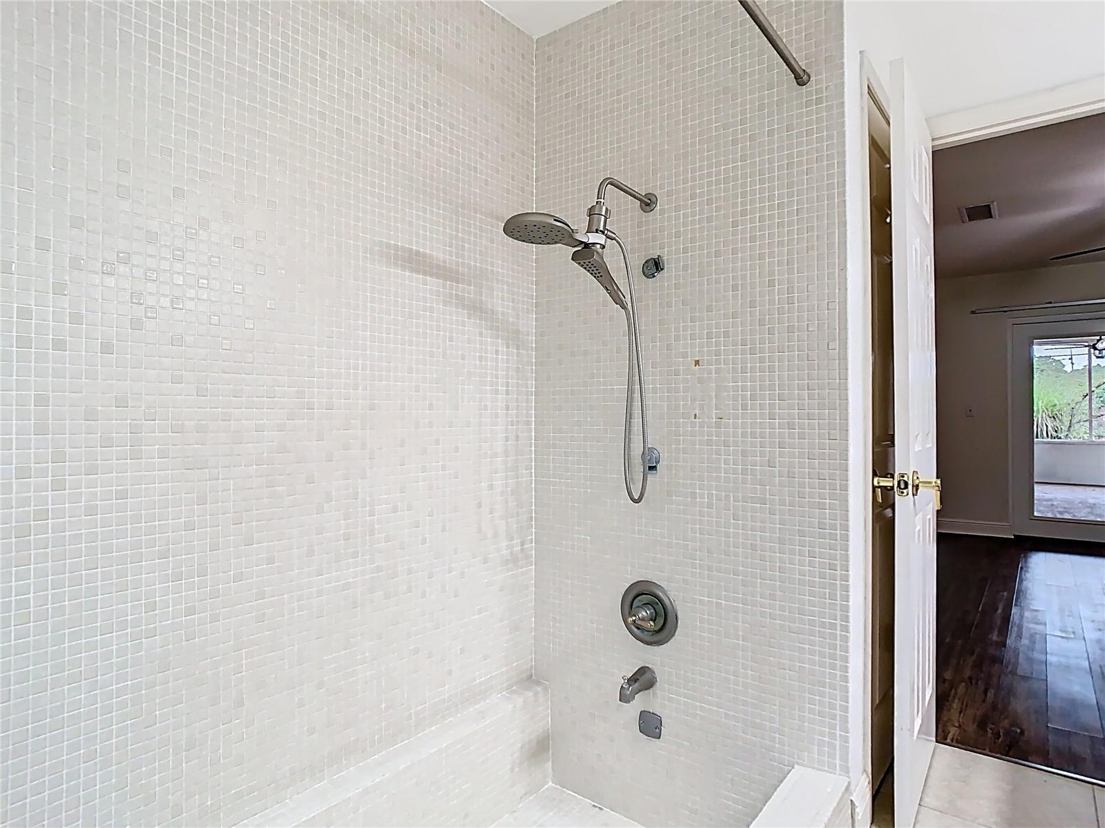Image 25 of 77 For 148 Tarrytown Trl